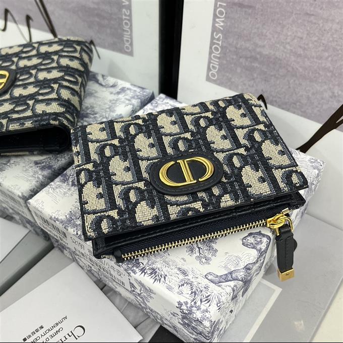 2025228Y 200P182141451